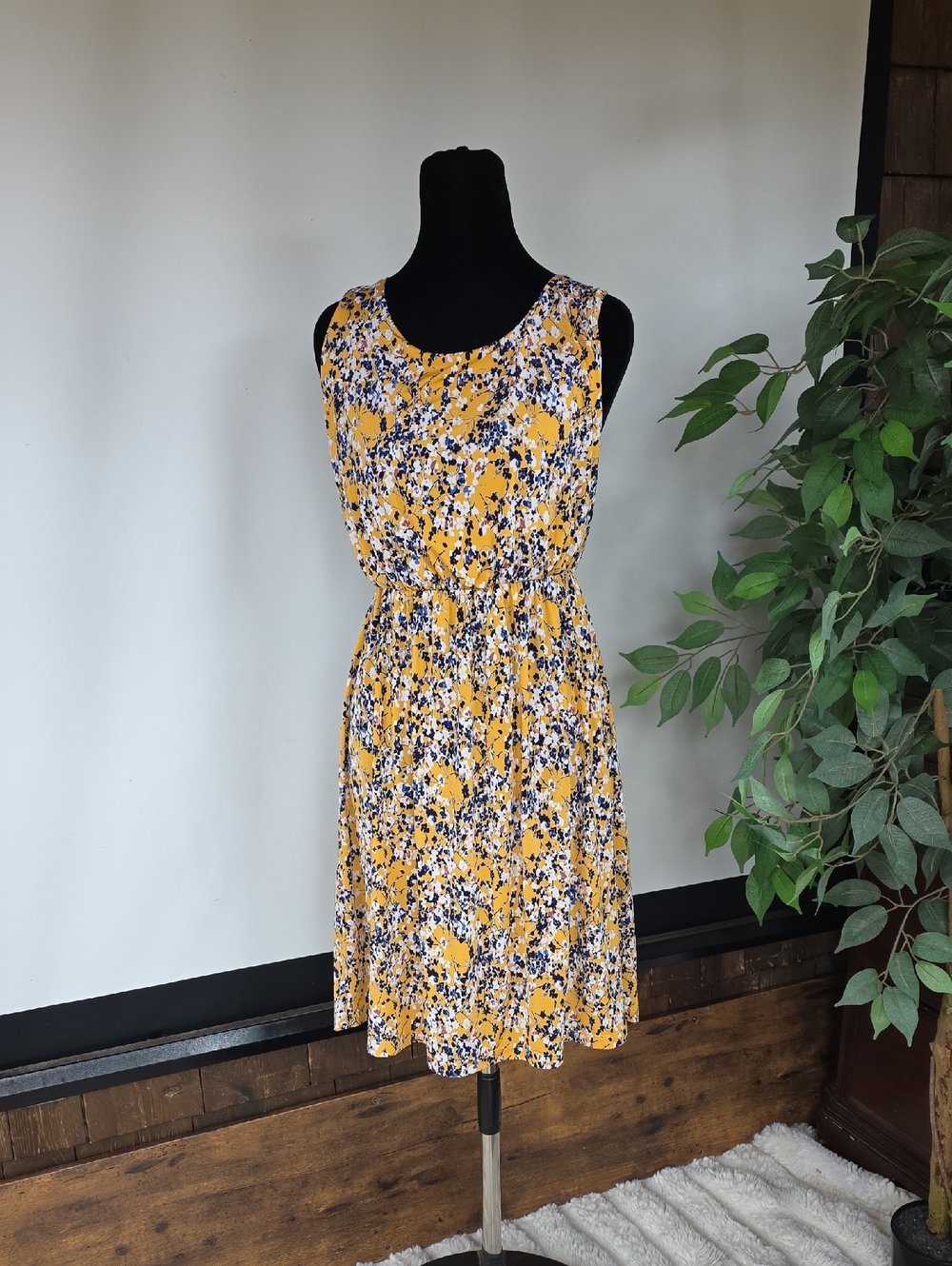 Kaileigh Yellow Floral Midi Dress